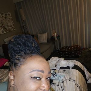 Meet your Posher, Tiffany